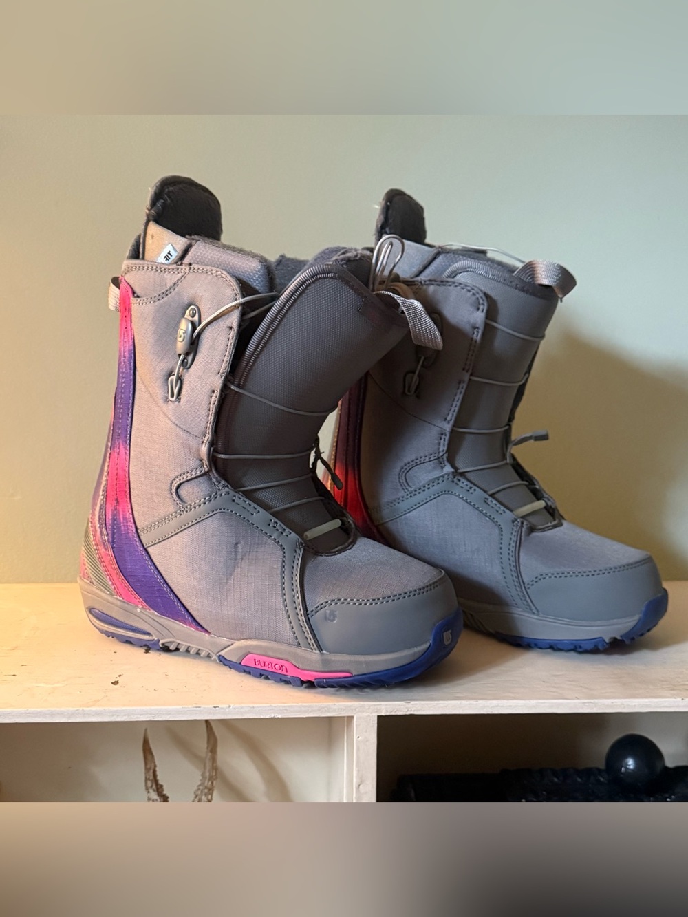 Women’s Burton Snowboarding boots